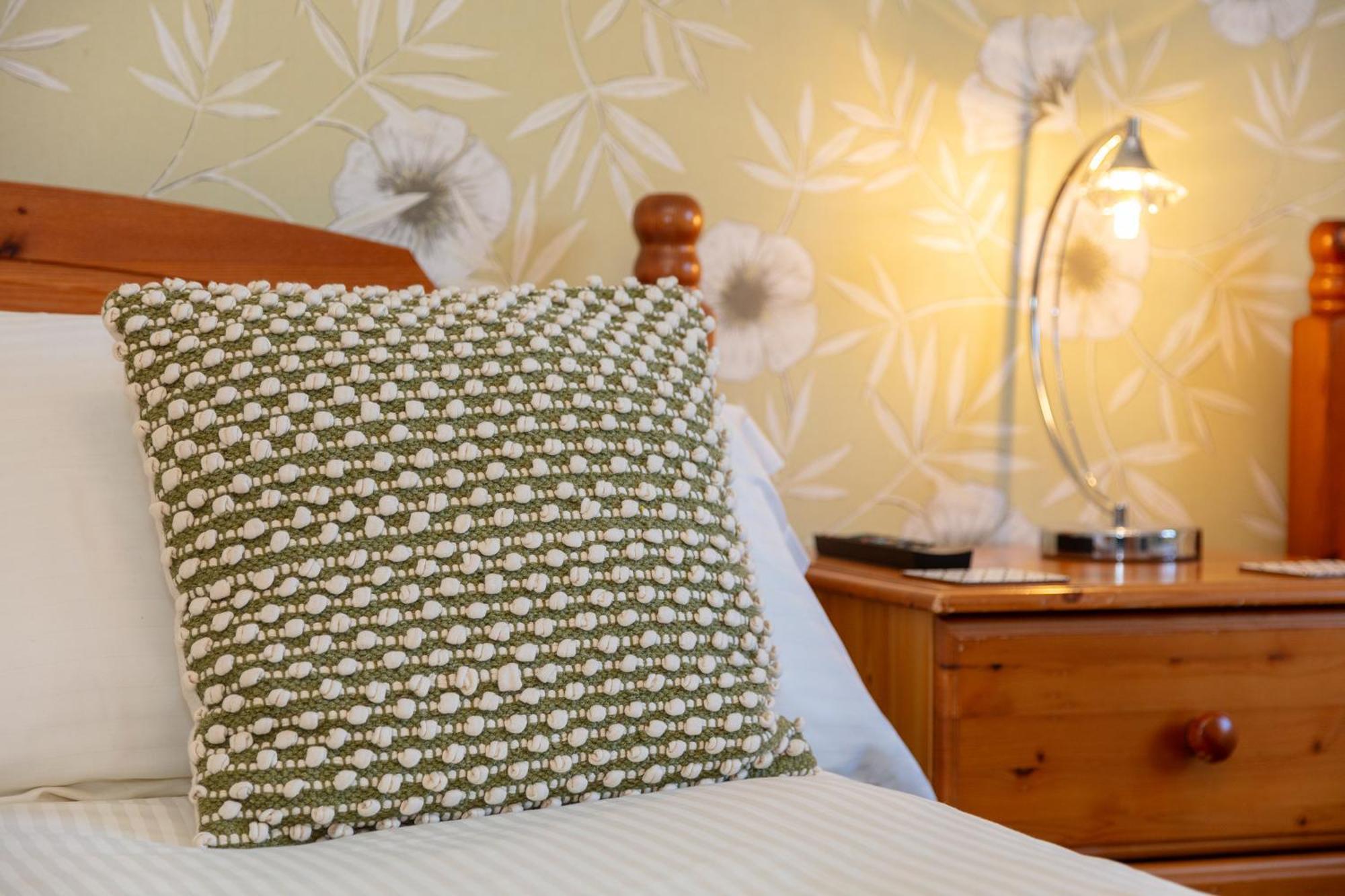 Old Surgery Guest House Ullapool Εξωτερικό φωτογραφία